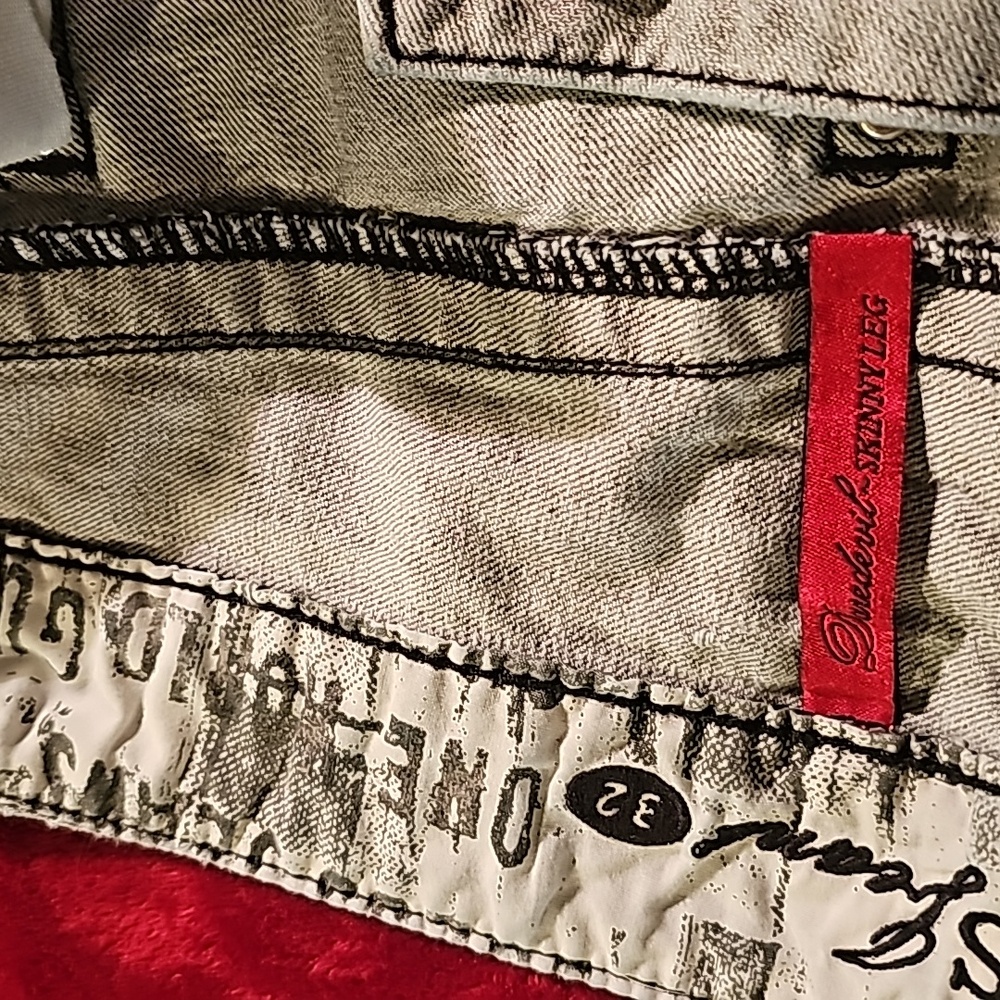 Woman's Guess Jeans, size 32, gray - Picture 5 of 11